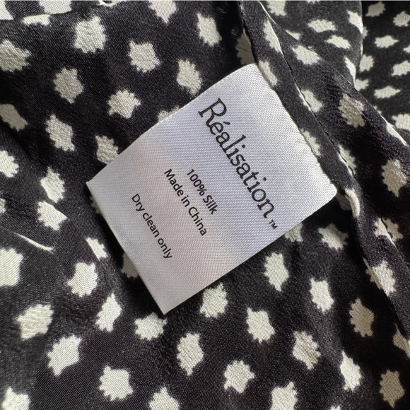 Realisation Stephanie Dress Small Noir Paradiso silk - Picture 15 of 16